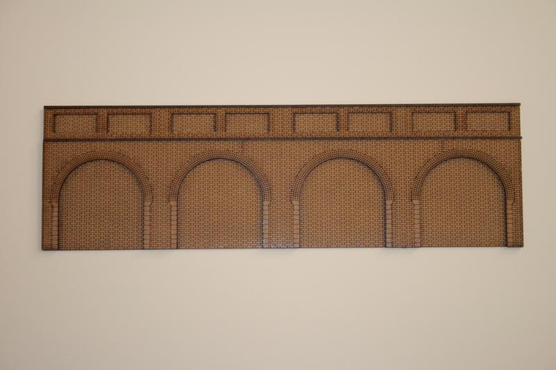 O GAUGE RETAINING WALL NO2 FINE SCALE